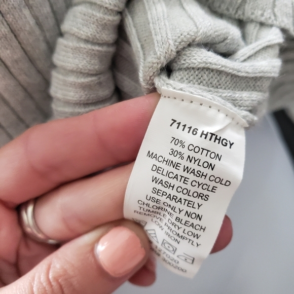 Chadwicks Grey Ribbed Long Sleeve Turtleneck PM M - Picture 6 of 6